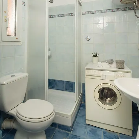 Scheria's Mon Repos Apartment